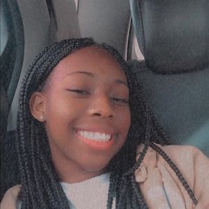 Meet your Posher, Kiara